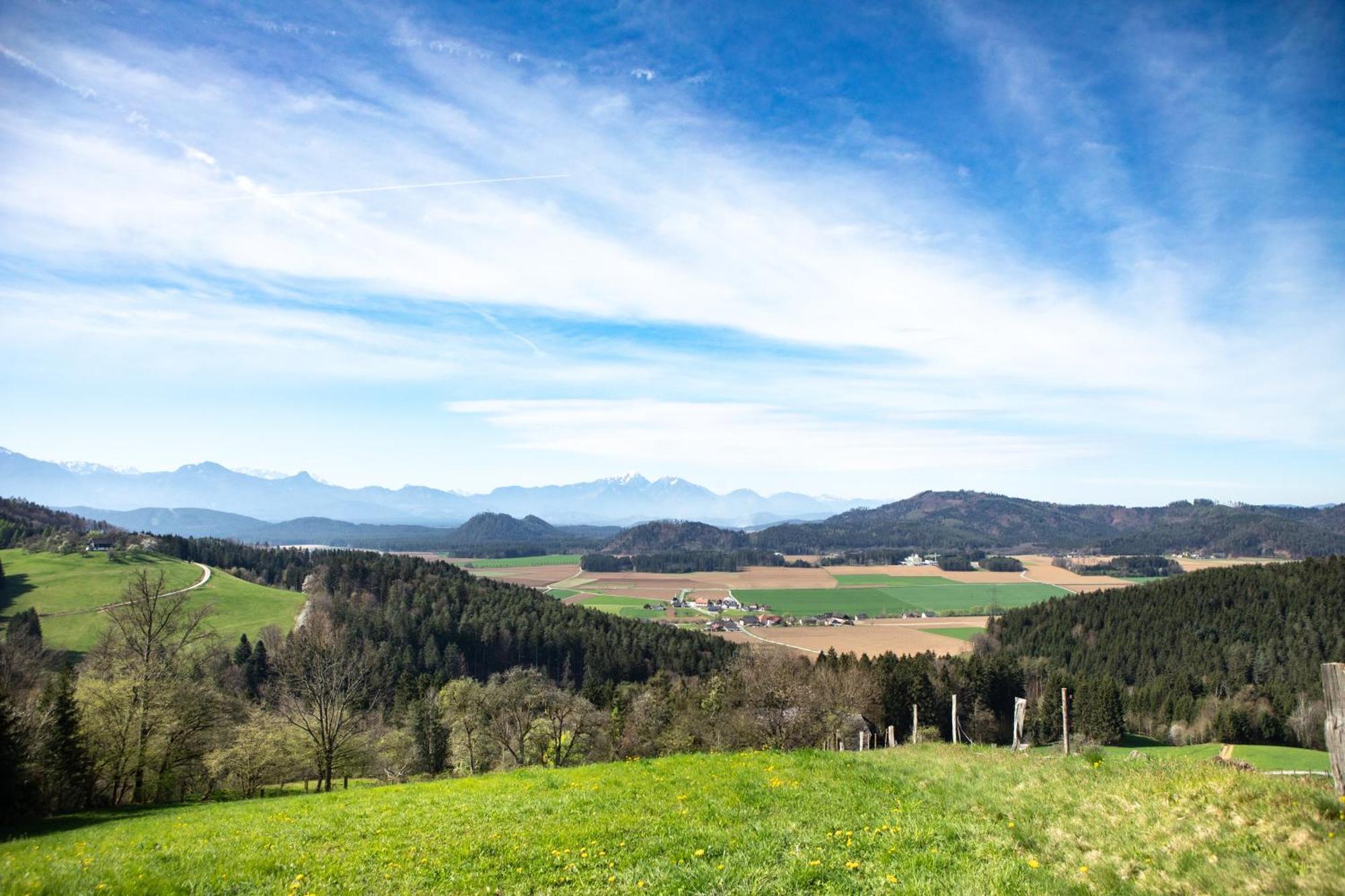 Ferienhaus Nuova Via Griffen Buitenkant foto